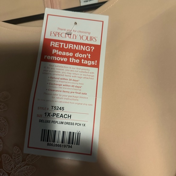 Brand new dress tag still attached too big for me. - Picture 3 of 3